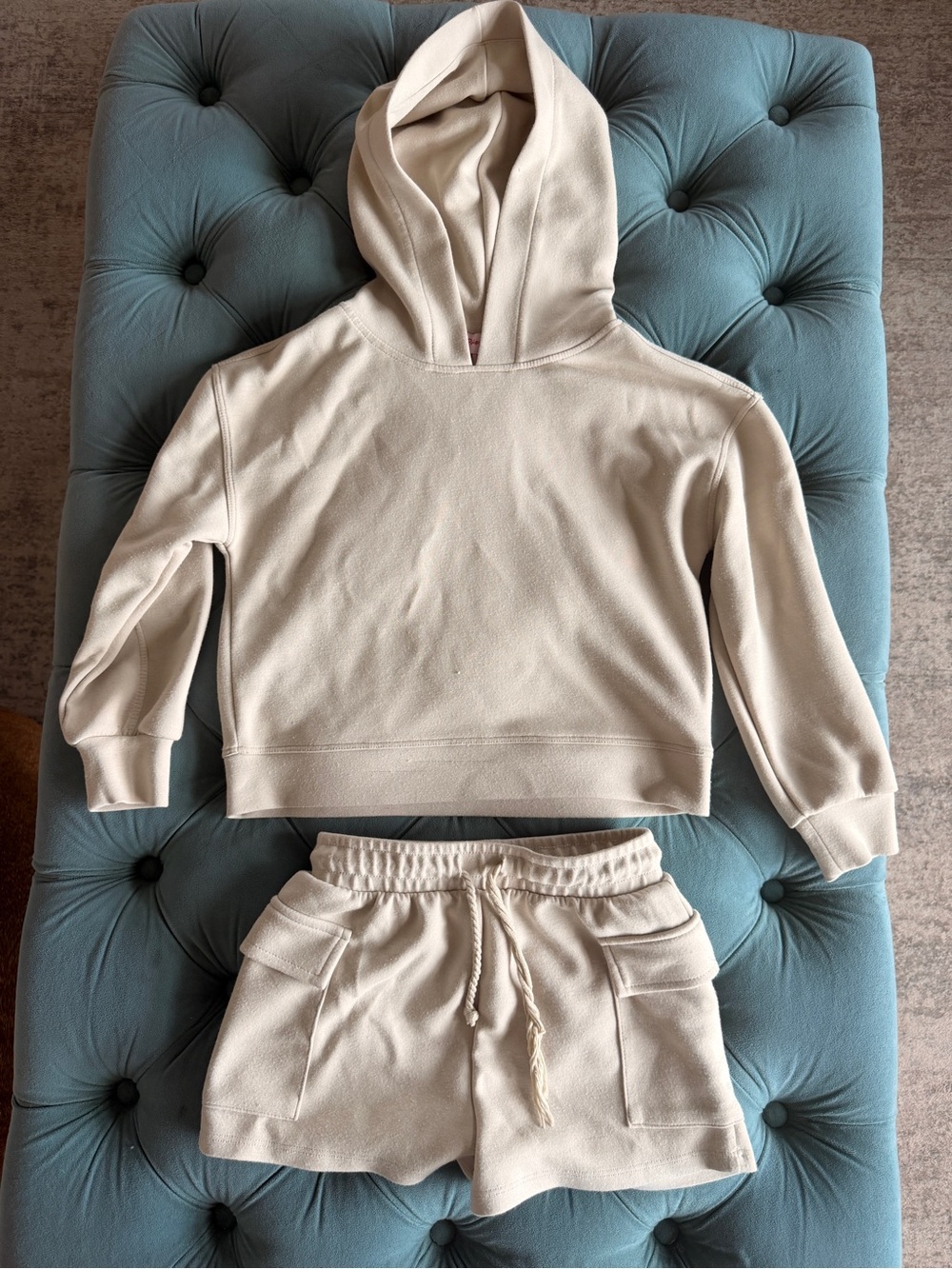 Paisley Lane Sweatshirt and Short Set Size 7 Youth Girls